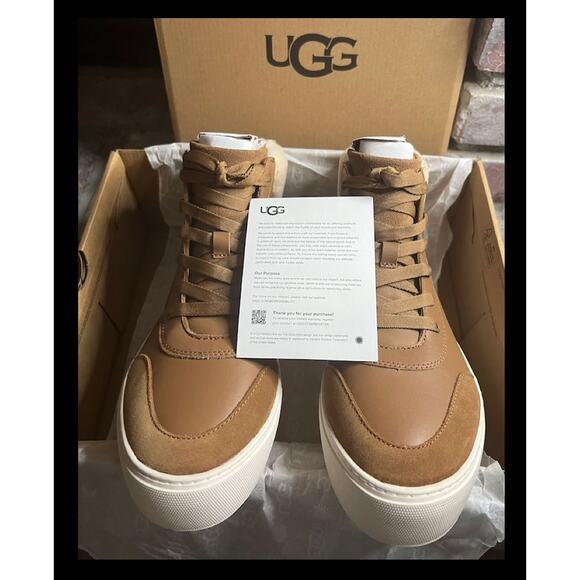 UGG Women Cakewalk UGGplush Wool Blend Upper Leather High Top Sneaker Size 8 - Picture 3 of 8